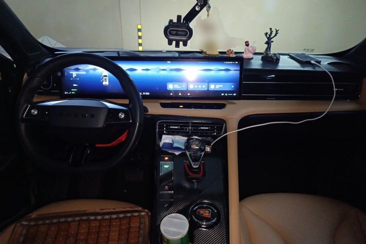 Used Roewe RX5 New Energy 2023 eRX5 Super Hybrid Prestige Edition Center Console
