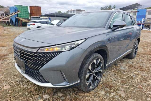Ojetý Roewe RX5 New Energy 2023 eRX5 Super Hybrid Prestige Edition