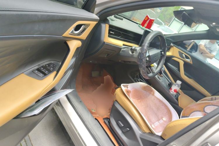 Used Roewe RX5 New Energy 2023 eRX5 Super Hybrid Prestige Edition Driver Seat