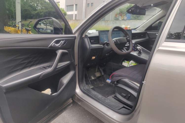 Used Roewe RX5 New Energy 2023 eRX5 Super Hybrid Prestige Edition Driver Seat