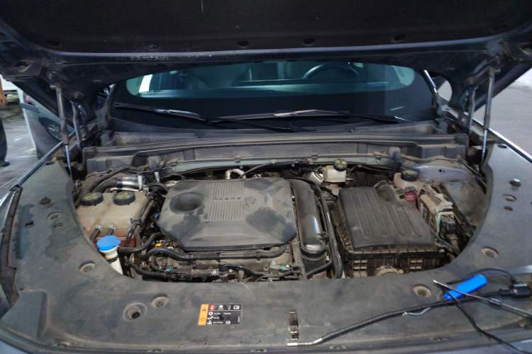 Used Roewe RX5 New Energy 2023 eRX5 Super Hybrid Premium Edition Engine Bay