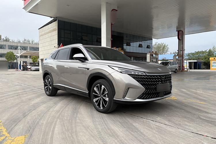 Used Roewe RX5 New Energy 2023 eRX5 Super Hybrid Prestige Edition Exterior 2