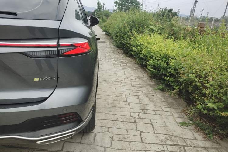 Used Roewe RX5 New Energy 2023 eRX5 Ultra-Hybrid Comfort Edition Exterior 3