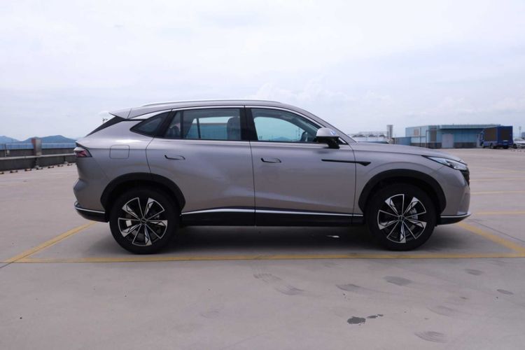 Used Roewe RX5 New Energy 2023 eRX5 Super Hybrid Premium Edition Exterior 3