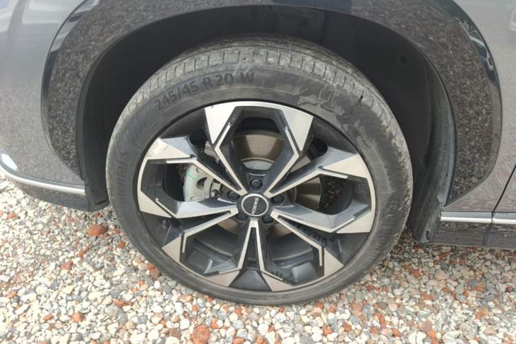Used Roewe RX5 New Energy 2023 eRX5 Super Hybrid Prestige Edition Exterior 4