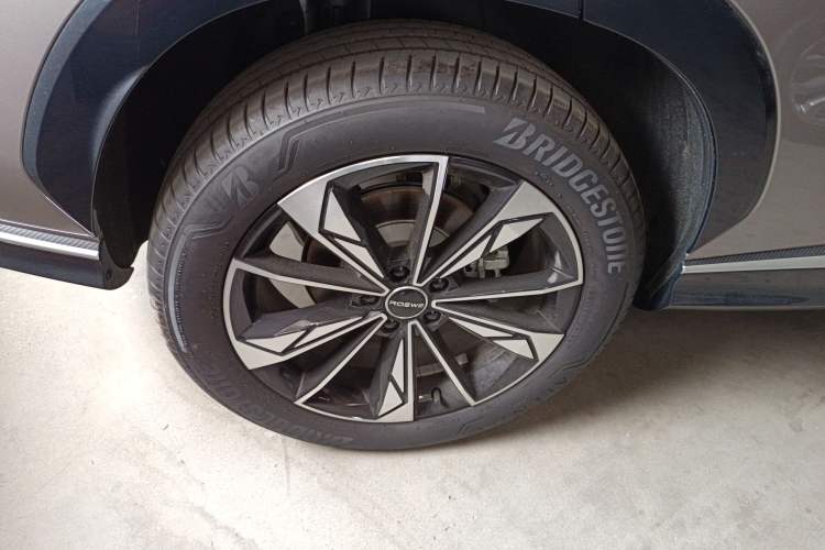 Used Roewe RX5 New Energy 2023 eRX5 Super Hybrid Premium Edition Exterior 5