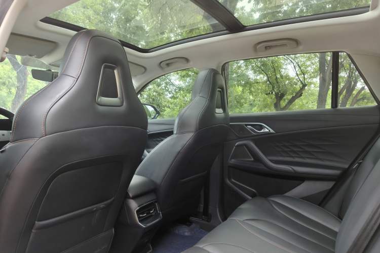 Used Roewe RX5 New Energy 2023 eRX5 Ultra-Hybrid Comfort Edition Exterior 5
