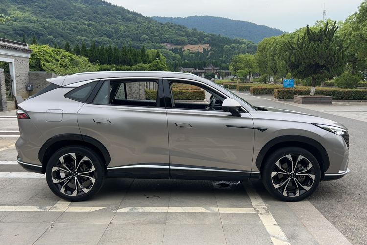 Used Roewe RX5 New Energy 2023 eRX5 Super Hybrid Prestige Edition Exterior 6