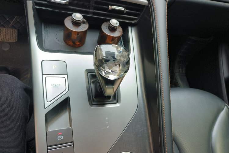 Used Roewe RX5 New Energy 2023 eRX5 Super Hybrid Premium Edition Gear Lever