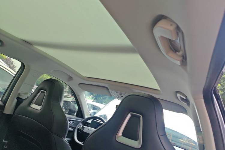 Used Roewe RX5 New Energy 2023 eRX5 Super Hybrid Premium Edition Headliner