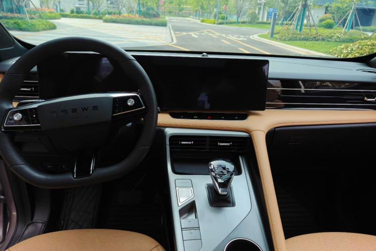 Used Roewe RX5 New Energy 2023 eRX5 Super Hybrid Prestige Edition Interior 1