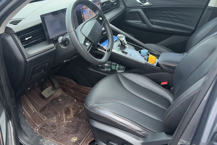 Used Roewe RX5 New Energy 2023 eRX5 Ultra-Hybrid Comfort Edition Interior 1