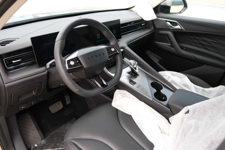 Used Roewe RX5 New Energy 2023 eRX5 Super Hybrid Premium Edition Interior 3