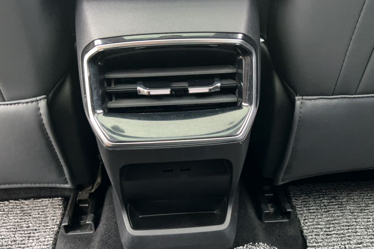 Used Roewe RX5 New Energy 2023 eRX5 Super Hybrid Prestige Edition Interior 6