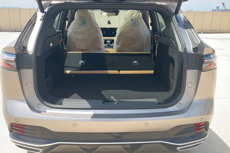 Used Roewe RX5 New Energy 2023 eRX5 Super Hybrid Premium Edition Interior 6