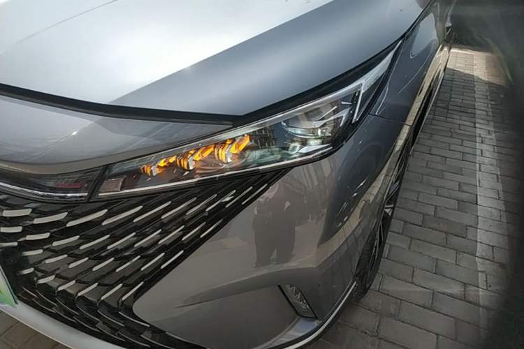 Used Roewe RX5 New Energy 2023 eRX5 Ultra-Hybrid Comfort Edition Left Front Headlight
