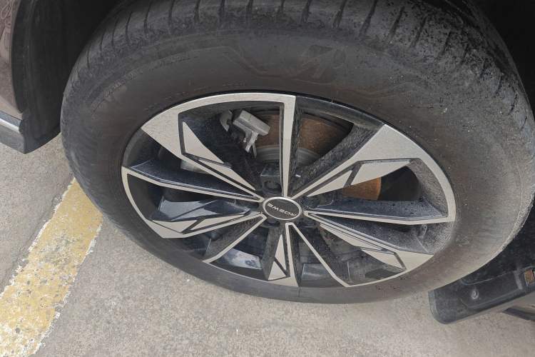 Used Roewe RX5 New Energy 2023 eRX5 Super Hybrid Premium Edition Left Front Wheel Hub