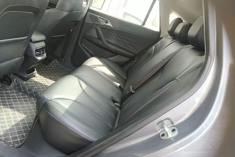 Used Roewe RX5 New Energy 2023 eRX5 Ultra-Hybrid Comfort Edition Left Rear Seat