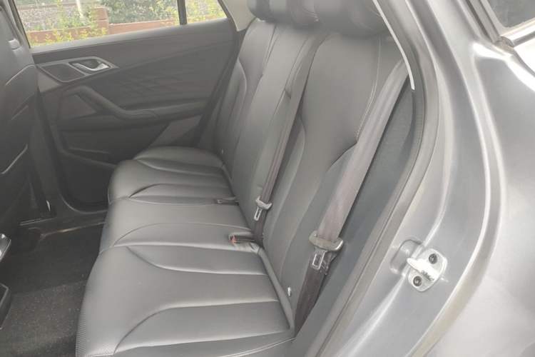Used Roewe RX5 New Energy 2023 eRX5 Ultra-Hybrid Comfort Edition Left Rear Seat