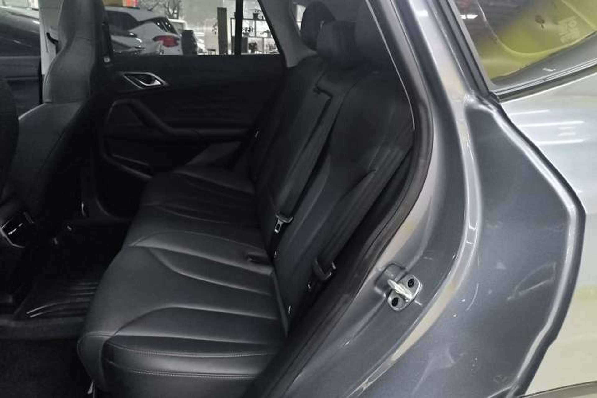 Used Roewe RX5 New Energy 2023 eRX5 Super Hybrid Prestige Edition Left Rear Seat