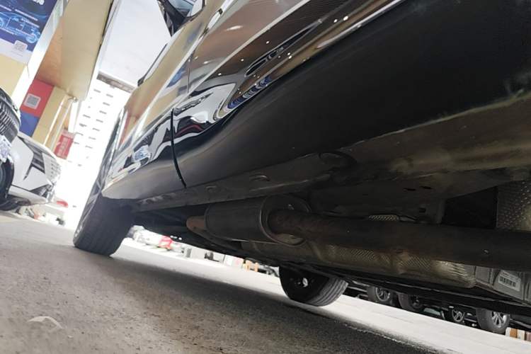 Used Roewe RX5 New Energy 2023 eRX5 Super Hybrid Premium Edition Left Side Sill