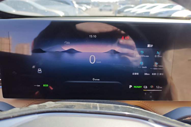 Used Roewe RX5 New Energy 2023 eRX5 Super Hybrid Premium Edition Odometer Close Up