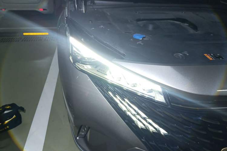Used Roewe RX5 New Energy 2023 eRX5 Super Hybrid Prestige Edition Right Front Headlight