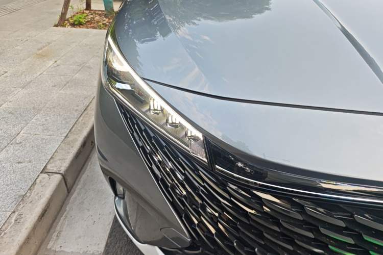 Used Roewe RX5 New Energy 2023 eRX5 Super Hybrid Prestige Edition Right Front Headlight