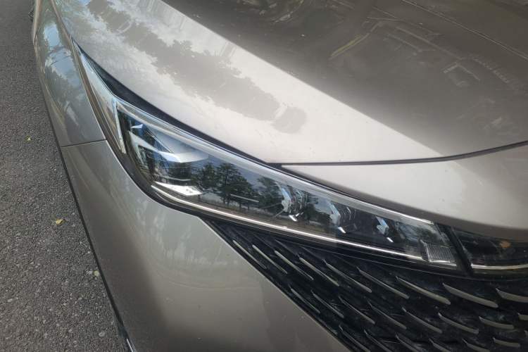 Used Roewe RX5 New Energy 2023 eRX5 Super Hybrid Premium Edition Right Front Headlight