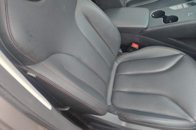 Used Roewe RX5 New Energy 2023 eRX5 Super Hybrid Premium Edition Right Front Seat