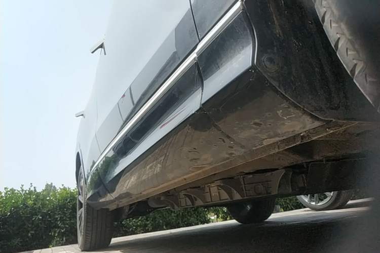 Used Roewe RX5 New Energy 2023 eRX5 Ultra-Hybrid Comfort Edition Right Side Sill