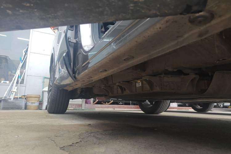Used Roewe RX5 New Energy 2023 eRX5 Super Hybrid Premium Edition Right Side Sill