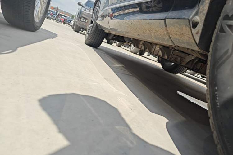 Used Roewe RX5 New Energy 2023 eRX5 Ultra-Hybrid Comfort Edition Right Side Sill