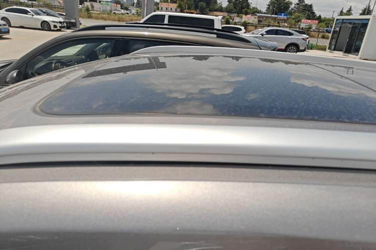 Used Roewe RX5 New Energy 2023 eRX5 Ultra-Hybrid Comfort Edition Roof
