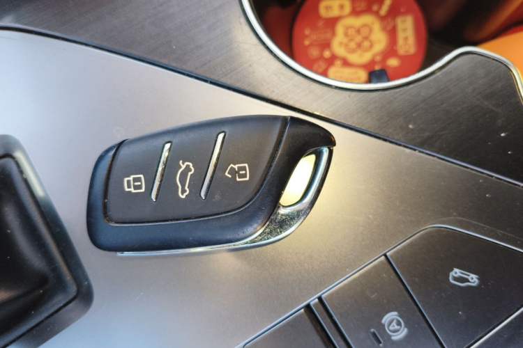Used Roewe RX5 New Energy 2023 eRX5 Super Hybrid Premium Edition Vehicle Key