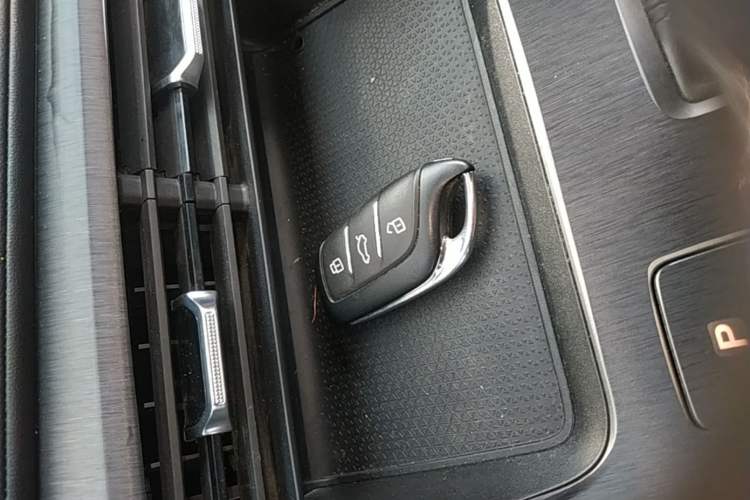 Used Roewe RX5 New Energy 2023 eRX5 Ultra-Hybrid Comfort Edition Vehicle Key