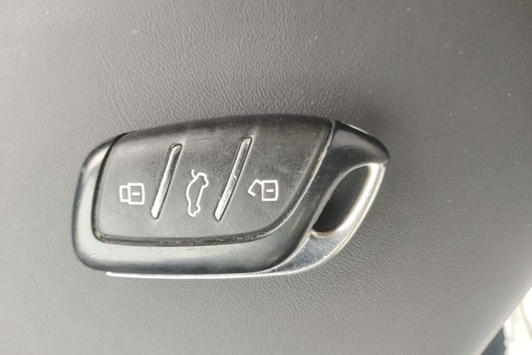 Used Roewe RX5 New Energy 2023 eRX5 Ultra-Hybrid Comfort Edition Vehicle Key