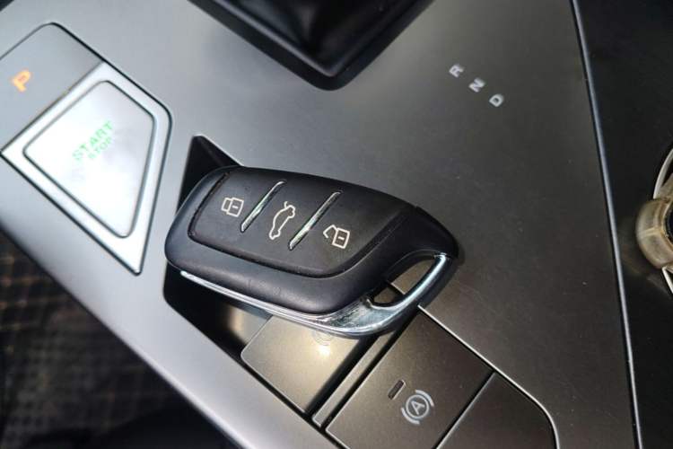 Used Roewe RX5 New Energy 2023 eRX5 Super Hybrid Prestige Edition Vehicle Key