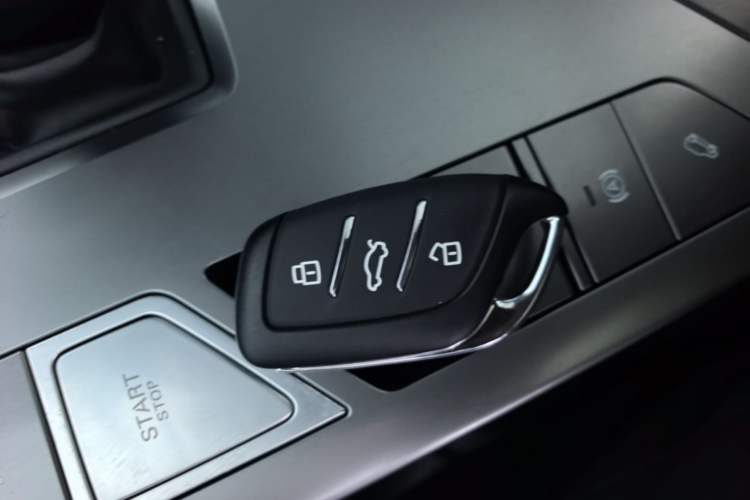 Used Roewe RX5 New Energy 2023 eRX5 Super Hybrid Prestige Edition Vehicle Key