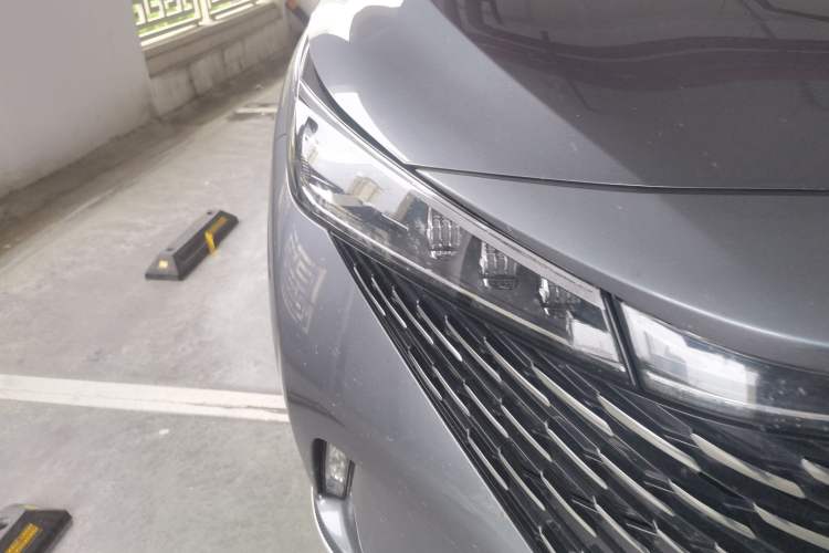 Used Roewe RX5 New Energy 2023 eRX5 Ultra-Hybrid Comfort Edition Right Front Headlight