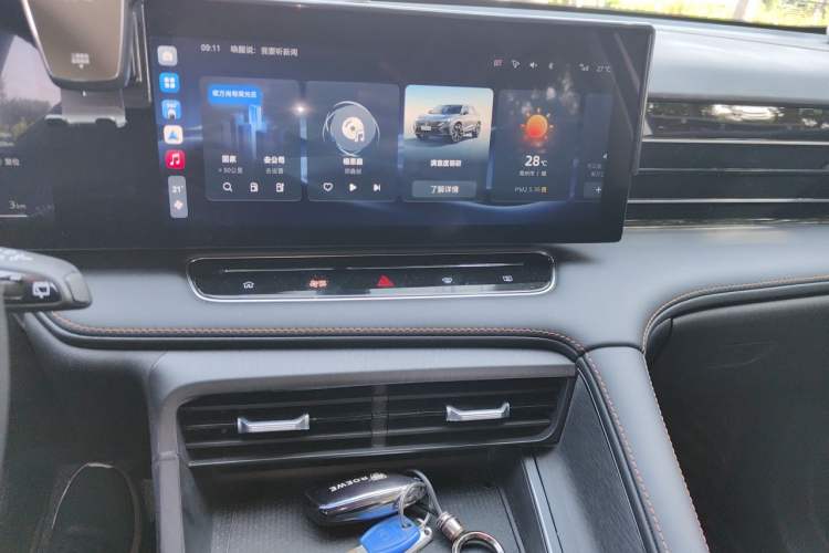 Used Roewe RX5 New Energy 2023 eRX5 Ultra-Hybrid Comfort Edition Audio And AC Panel