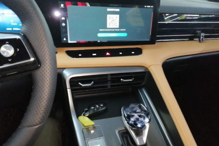 Used Roewe RX5 New Energy 2023 eRX5 Super Hybrid Premium Edition Audio And AC Panel