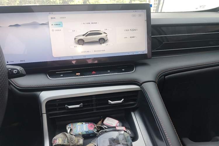 Used Roewe RX5 New Energy 2023 eRX5 Super Hybrid Prestige Edition Audio And AC Panel