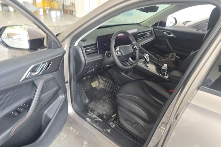 Used Roewe RX5 New Energy 2023 eRX5 Super Hybrid Prestige Edition Driver Seat