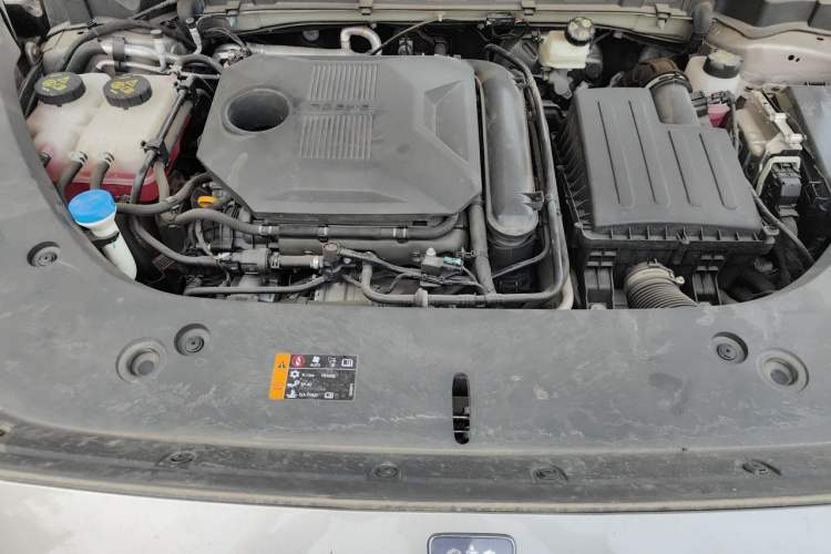 Used Roewe RX5 New Energy 2023 eRX5 Ultra-Hybrid Comfort Edition Engine Bay