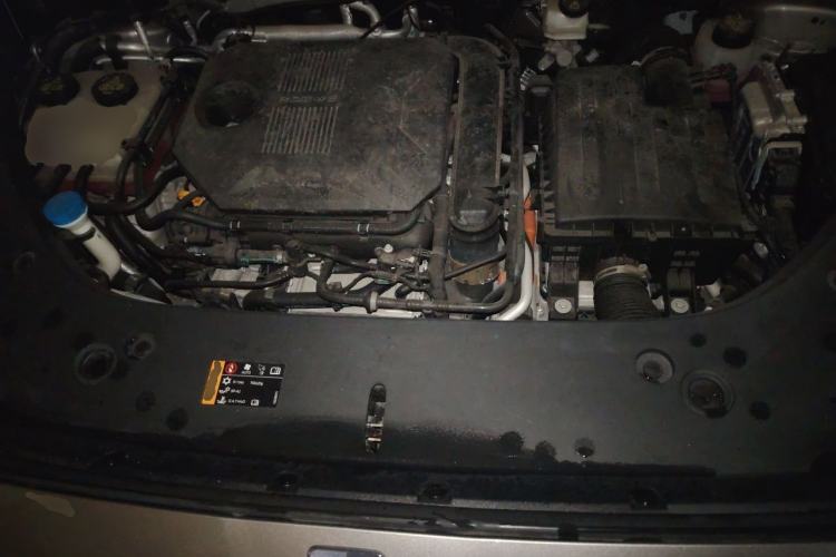 Used Roewe RX5 New Energy 2023 eRX5 Super Hybrid Premium Edition Engine Bay