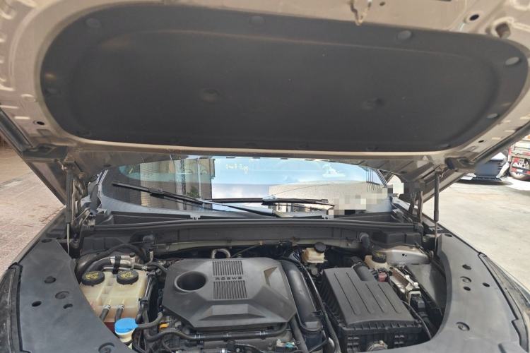 Used Roewe RX5 New Energy 2023 eRX5 Super Hybrid Premium Edition Engine Bay
