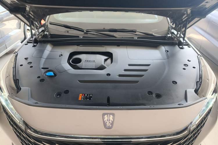Used Roewe RX5 New Energy 2023 eRX5 Super Hybrid Prestige Edition Engine Bay