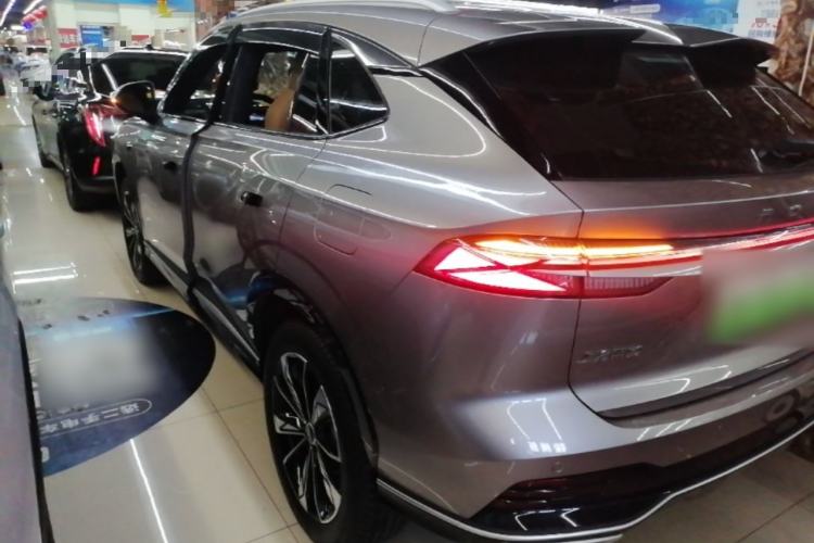 Used Roewe RX5 New Energy 2023 eRX5 Super Hybrid Premium Edition Exterior 2