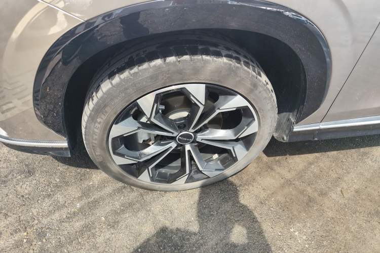 Used Roewe RX5 New Energy 2023 eRX5 Super Hybrid Prestige Edition Exterior 4